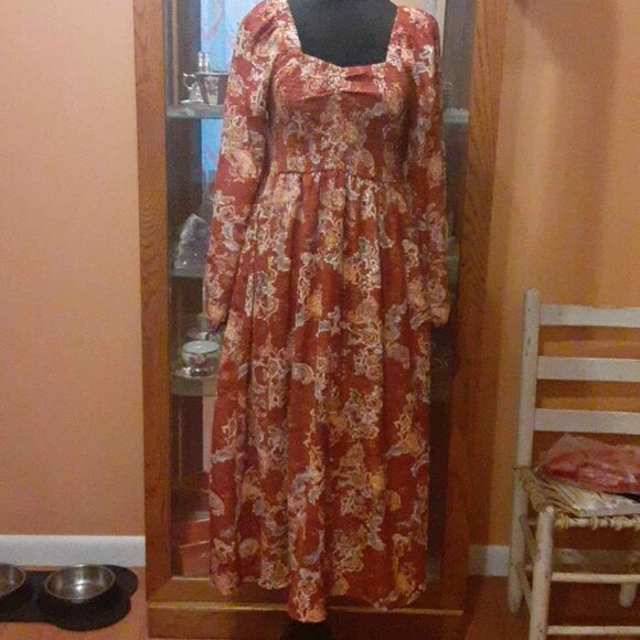 Jolt Dresses & Skirts - Jolt Women's long sleeve floral jacquard chiffon midi dress Size Medium EUC
